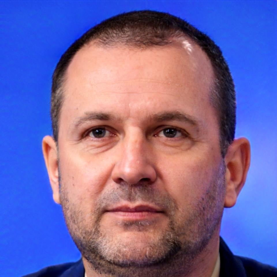 Portrait de Théodore Malmberg, formateur expert en finance